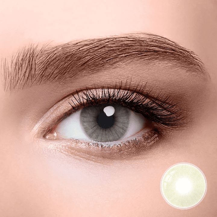 green eye makeup