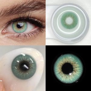 lentilles de contact vertes